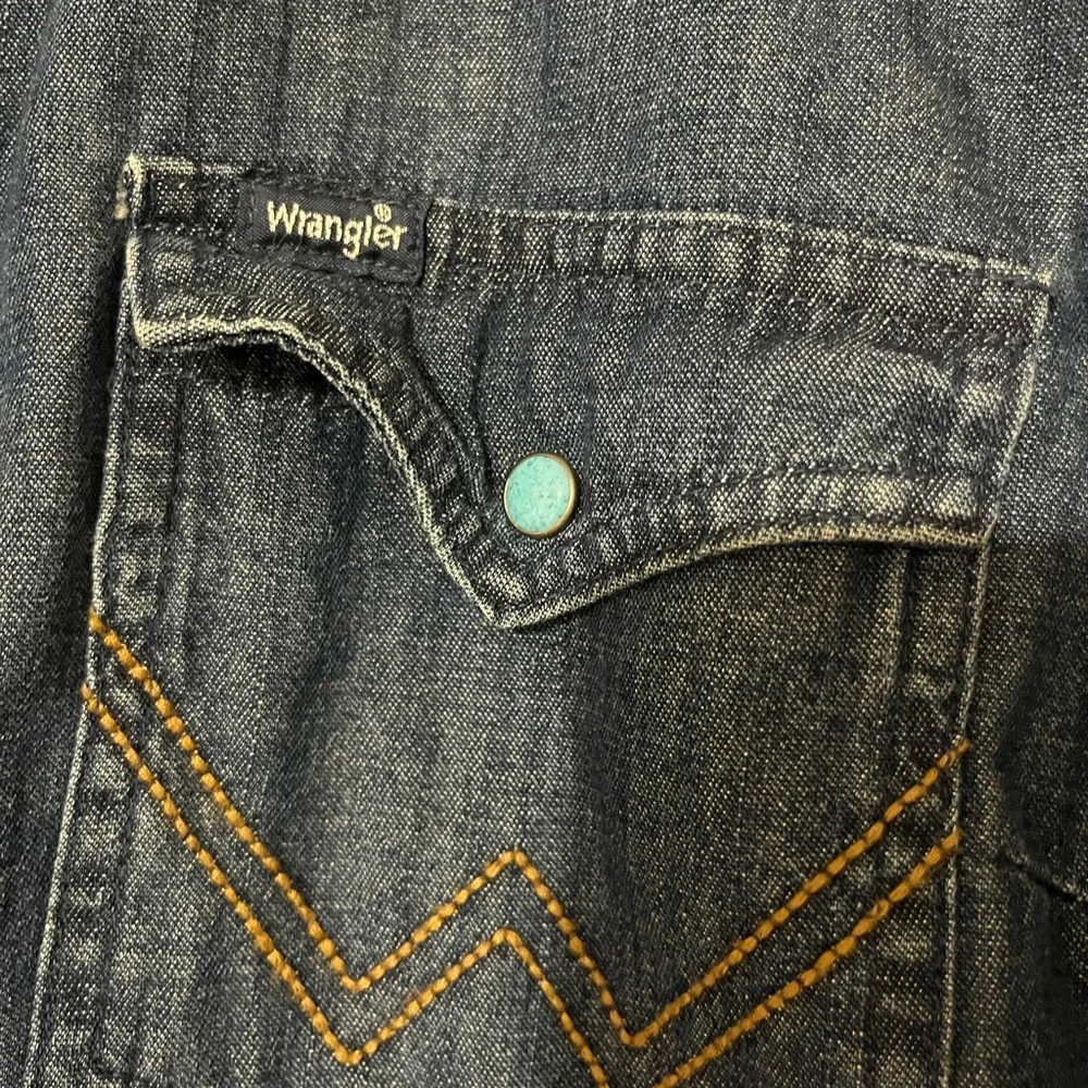 Wrangler Retro Denim Blue buttoned down shirt XL - Picture 5 of 6